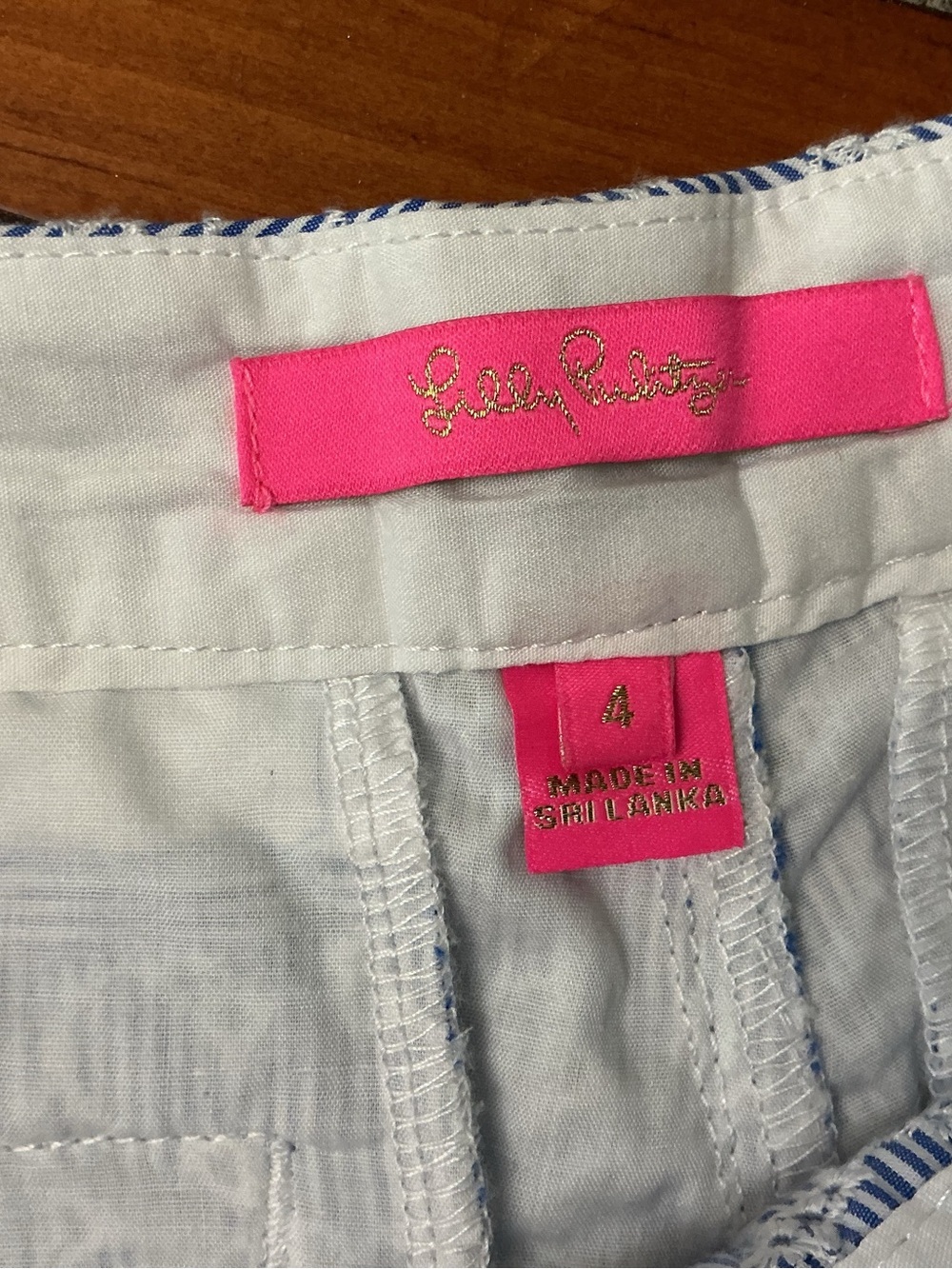 Lilly Pulitzer Light Blue Eyelet buttercup Shorts size 4 - Picture 2 of 3